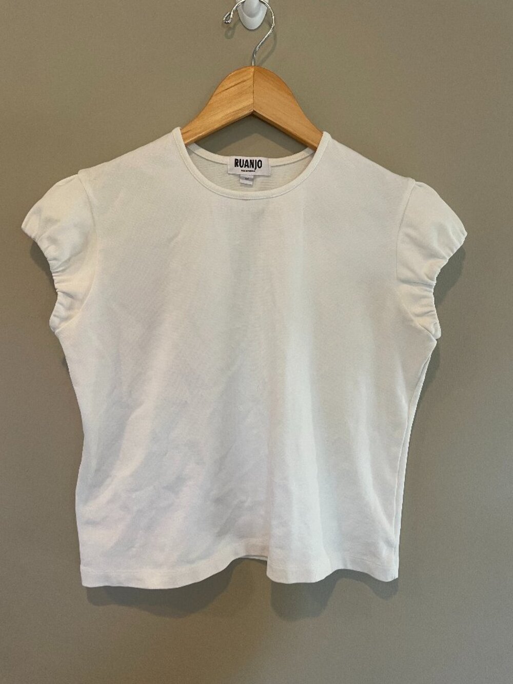 Ruanjo White Cap Sleeve Fitted Tee Ruched Shoulder Portugal M